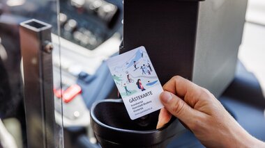 © © Roman Noestler